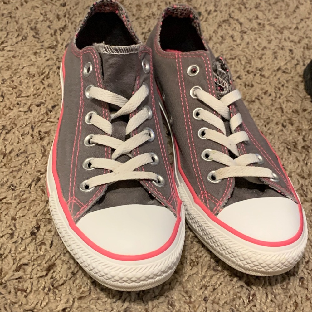 Women’s converse